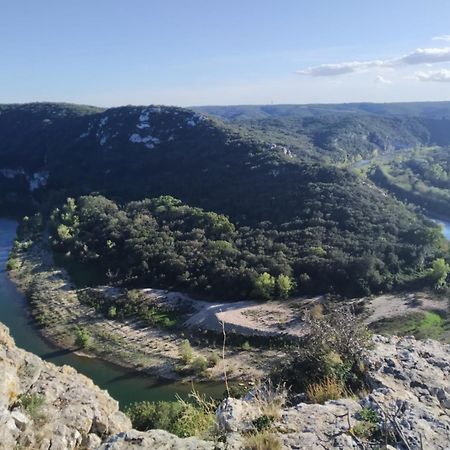 Proche Uzes Petit Gite Avec Grande Cuisine D'Ete Et Piscine Saint-Siffret Exteriör bild